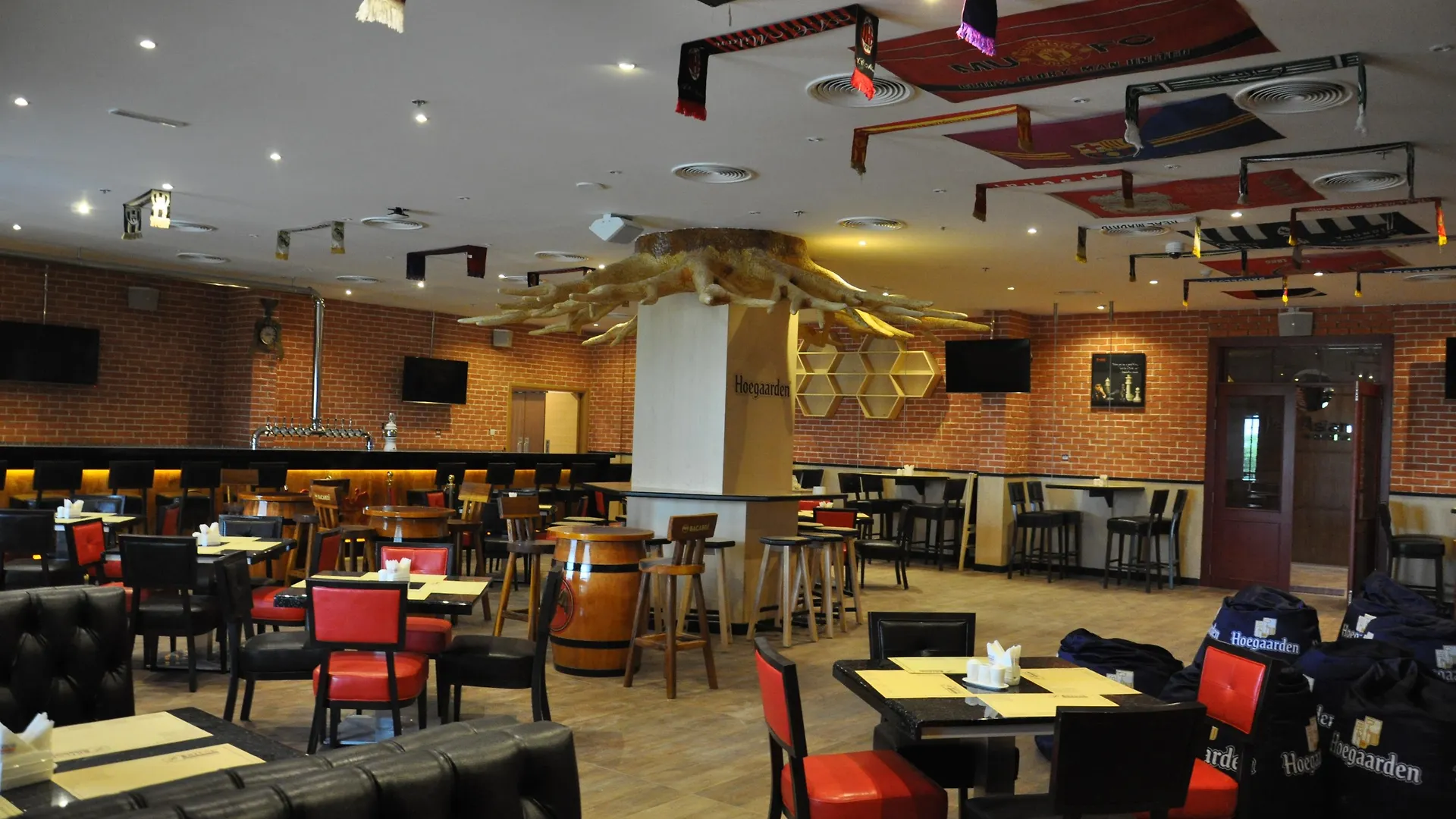 Fortune Park Hotel Dubaj 4*,